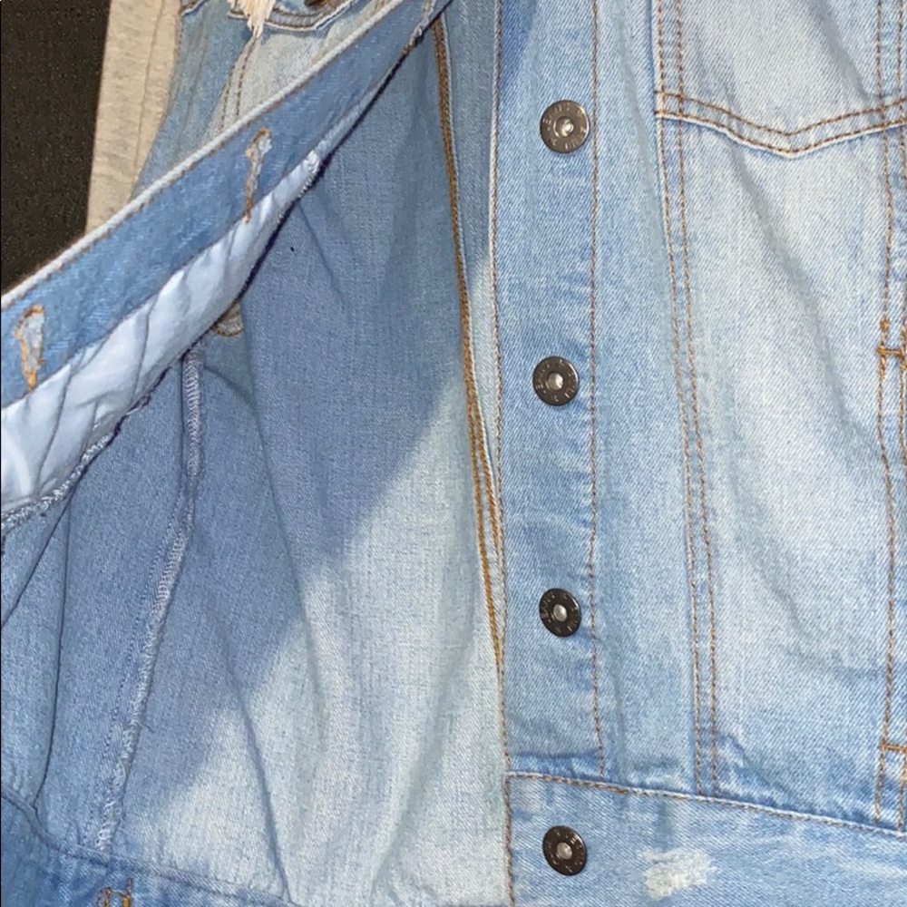 Jean jacket - Picture 3 of 3